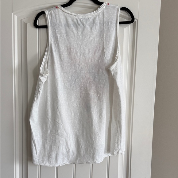 Sundance White Blouse with Vibrant Embroidery - Picture 2 of 4